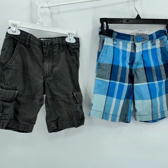 Old navy gray khaki & blue plaid Bundle of shorts sz 6 Button, adjustabl… - Picture 11 of 11